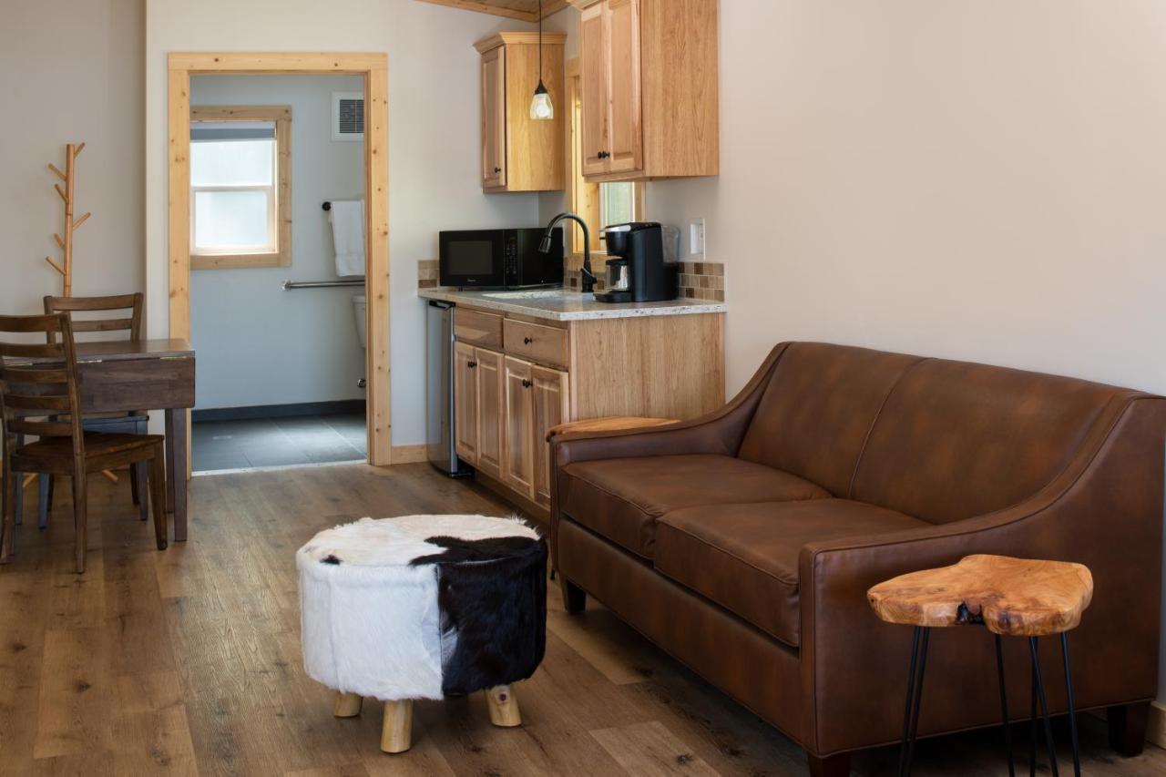 River Lodge And Cabins Boardman Extérieur photo